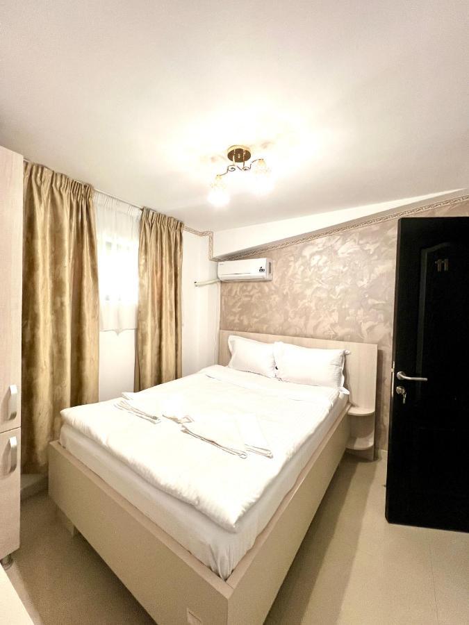 Hotel Marina 2 Бухарест Екстер'єр фото